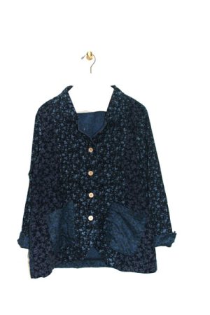 1115-AO_シャツコール花柄pt ソフトジャケット_￥18,480(税込)