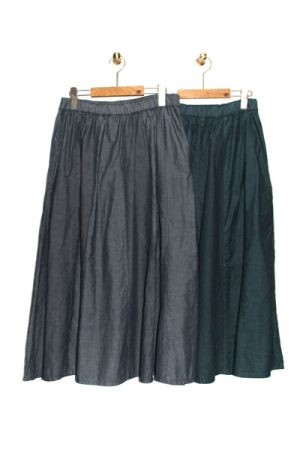 8104-AO_40:-ハイカウントピッケスカート_￥17,380(税込)